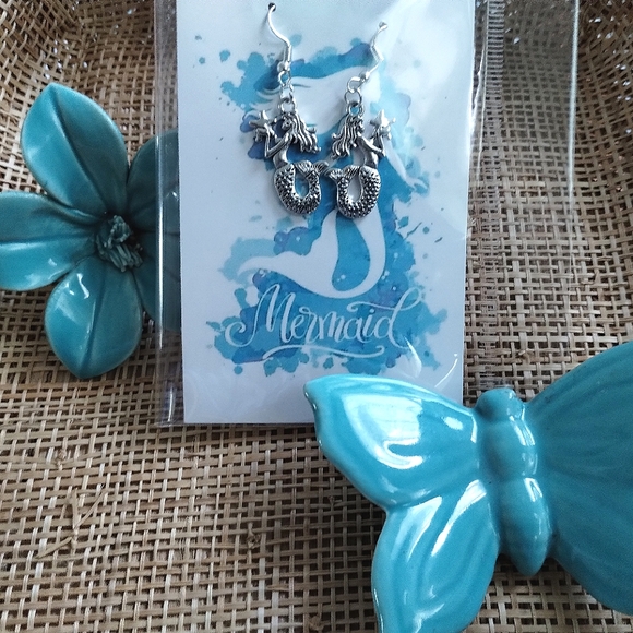 New Mermaid Earrings - Picture 3 of 10